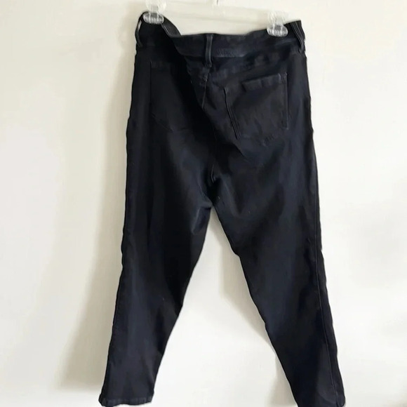 Torrid Luxe Skinny Jean - Sateen Stretch Black size 16 short - Picture 4 of 5